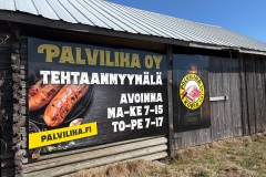 Palviliha-tienvarsimainos